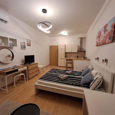 Central Belvedere Apartman Budapeste Exterior foto