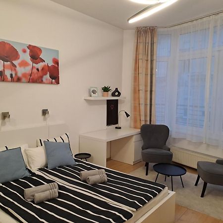 Central Belvedere Apartman Budapeste Exterior foto