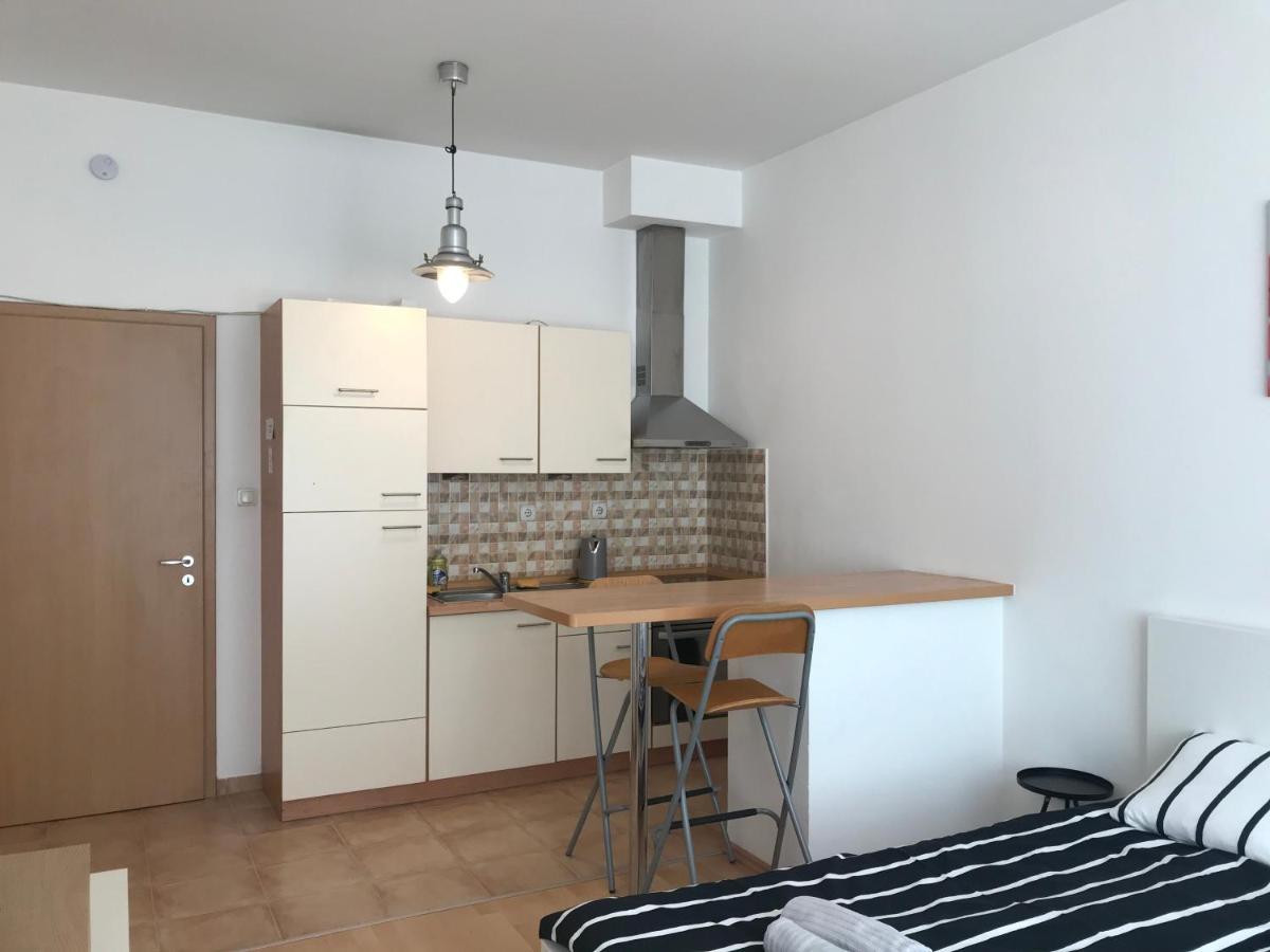 Central Belvedere Apartman Budapeste Exterior foto