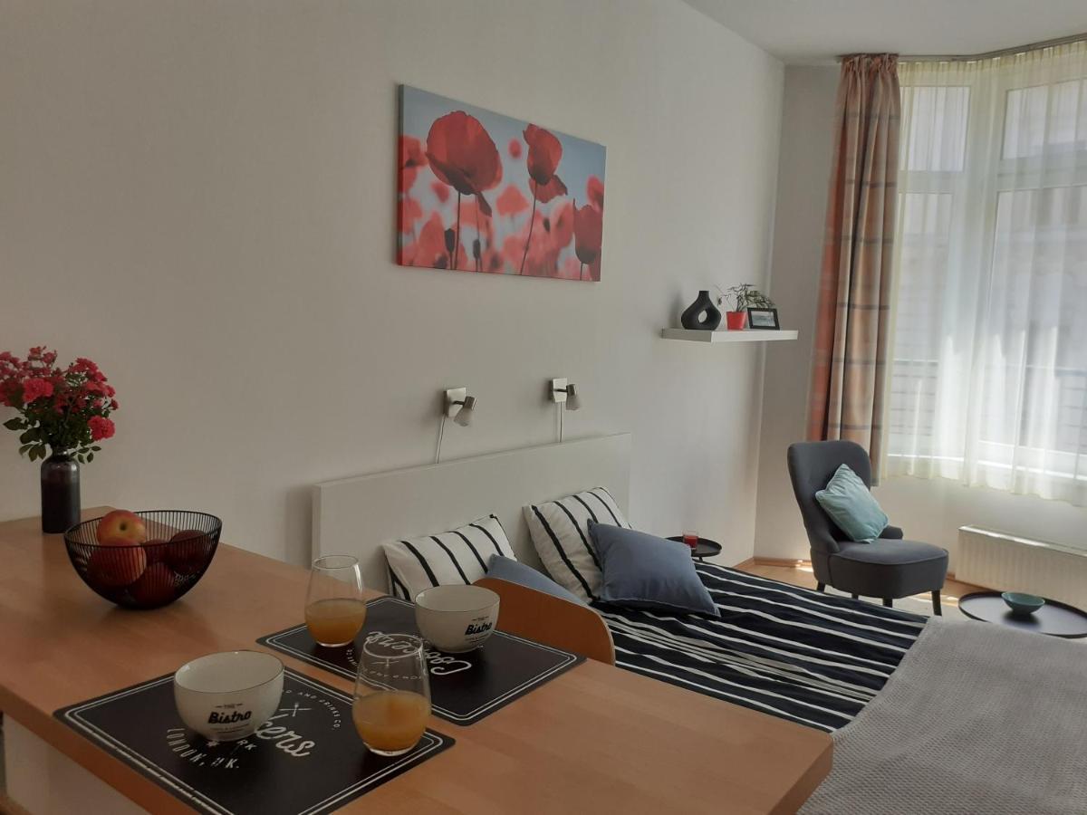 Central Belvedere Apartman Budapeste Exterior foto
